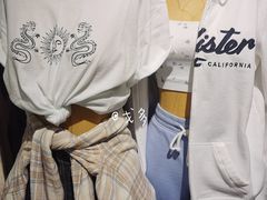 -Hollister Co(杭州万象城店)