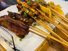 -陈员外正宗夹江烧烤(广福路店)