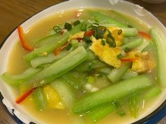 煎蛋烧丝瓜-二孃鸡爪爪(东风路总店)