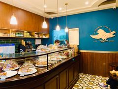 面包甜点陈列柜-Pie Bird(新闸路店)