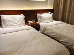 -麦新格精品酒店(上海国际旅游度假区川沙地铁站店)