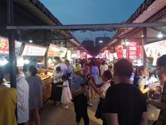 -大学城夜市