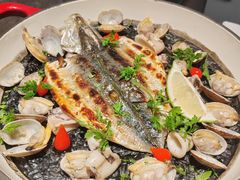-LESCEDARS Brasserie Bistro香柏树