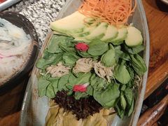 -老牌坊云南鱼豆花火锅(哈西万达店)