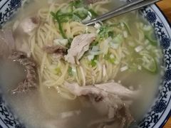 加肉骨汤摔面-竹青胶东摔面(黄岛开发区店)