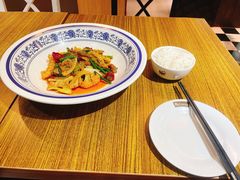-蜀天上精专麻辣香锅(文定路店)