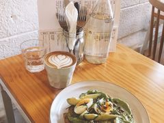 牛油果吐司-Egg•Allday Brunch(襄阳北路店)