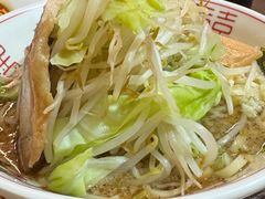 二郎系拉面-拉面莊夢語＆中华料理八椿
