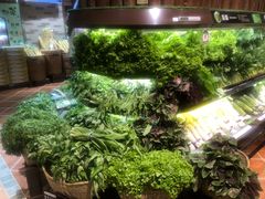 -胖东来生活广场(健康路店)