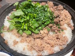 鹅乸（na）煲仔饭-先记烧鹅王·本地粤菜(福永店)