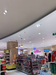 -孩子王(静安大融城店)