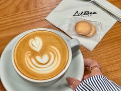 热拿铁-LilBee Coffee
