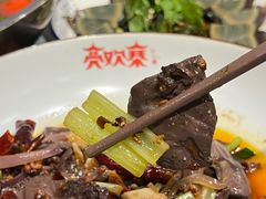 -亮欢寨酸汤鱼(沙冲路店)