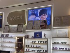 -美式眼镜·授权蔡司.依视路.尼康.豪雅.明月(南翔印象城店)