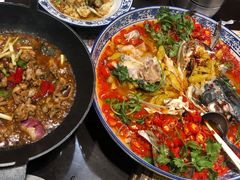 -湘潭九龙鱼头店(城南西路店)