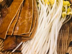 -四小区火锅·巷子里的重庆火锅(花照壁店)
