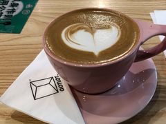 燕麦拿铁-GOTLOT COFFEE&KITCHEN角落厨房NOOK店