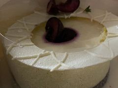 -潮一不贰·法式甜品·生日蛋糕·西式简餐(外滩店)