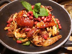 手撕扁担鸡-吃饭皇帝大(解放西路店)