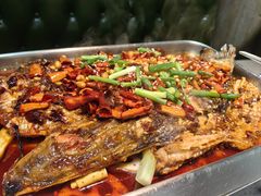 -鸣记脆皮烤鱼(岐山路店)