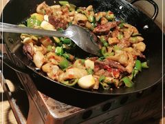 -聚鑫朋酸菜肥肠(文艺路口店)
