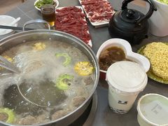 -官塘陈记鱼生·潮汕砂锅粥·牛肉火锅(潮枫路总店)