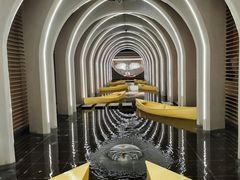 -涨巢·潮玩水疗局
