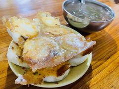 -丁红照水煎包胡辣汤