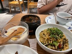 -一坐一忘云南菜(嘉里中心店)