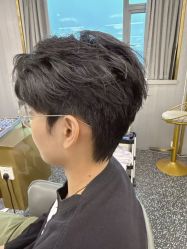 点击看大图 -即型男士理发工作室