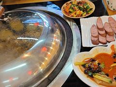 -炖四方东北铁锅炖·烧烤小龙虾(中豪国际店)