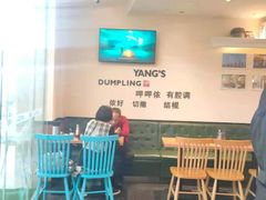 -小杨生煎(金山百联购物中心3楼店)