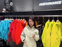 -王府井奥莱棋盘山小镇