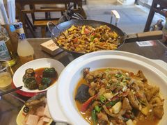 -富正毅三下锅·湘西韵味(天门山索道店)