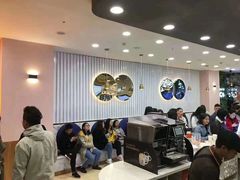 等位区-CoCo都可(国芳百货店)