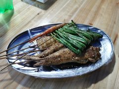 -活泼海鲜烧烤(美食街总店)