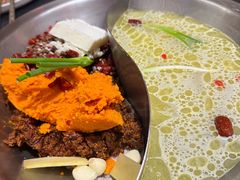 -沸炉重庆老火锅(军事博物馆店)