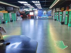 -极限PLAY运动娱乐新世界·团建派对表演休闲馆·室内高空游乐园