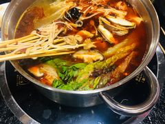 -老何太太鹤岗小串·团建聚餐(龙华店)