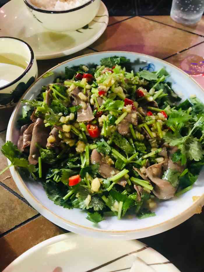 知味鲜私房菜-"之前其他平台做活动买的套餐,带妈妈过去吃.