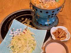 -娜仁图雅蒙古美食村(33小镇店)