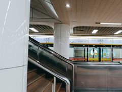 -公园前(地铁站)