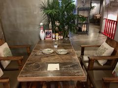 大堂-HIGH FIVE哈福手工汉堡(桂林路店)