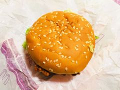 小炒肉麦辣鸡腿汉堡-麦当劳(健德桥得来速店)