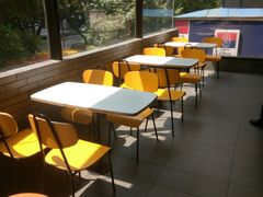 用餐区-麦当劳(宝山大厦店)