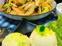 -益百岁牛尾汤(香山路店)