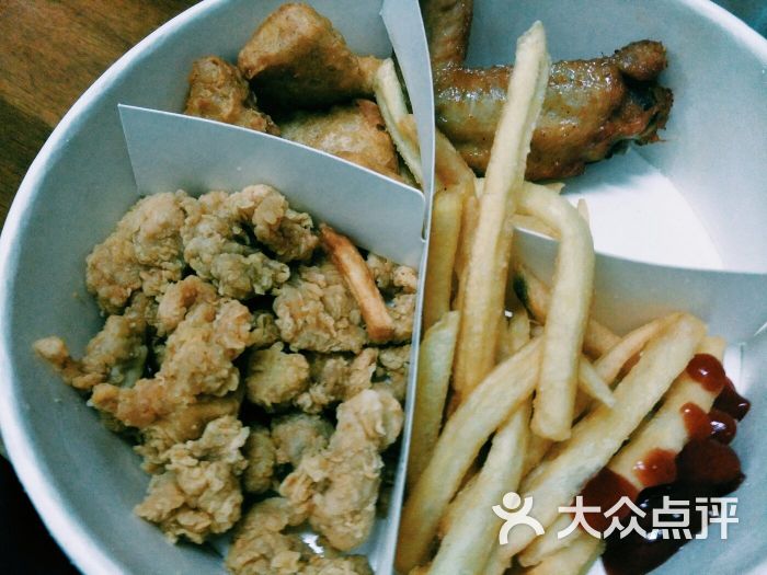 肯德基小食拼盤