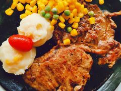 -豪客来牛排(中央花苑店)