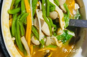 Secret-Recipe Mushroom Scissors Noodles