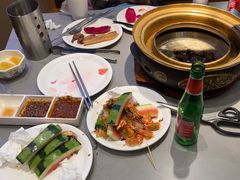 -山焱·炭火自助烤肉(周浦万达店)